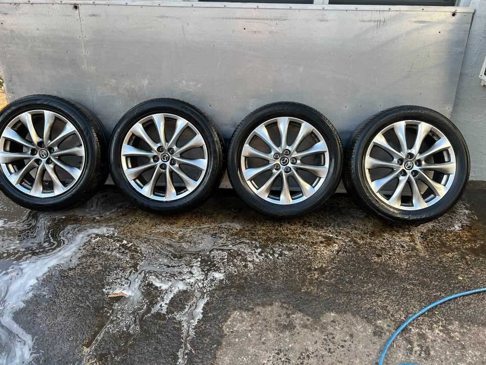 Mazda CX7/CX9 20” Alloy Wheels with Excellent Tyres