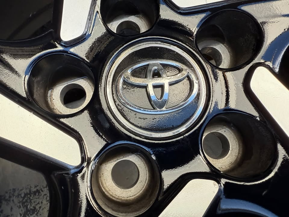 Toyota CH-R 18" Alloy Wheels with Excellent Tyres