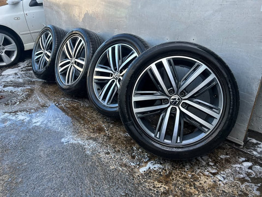 Volkswagen Tiguan 19" Alloy Wheels with Hankook Tyres