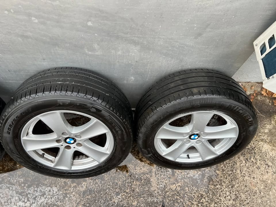 BMW 18” Alloy Wheels with Tyres
