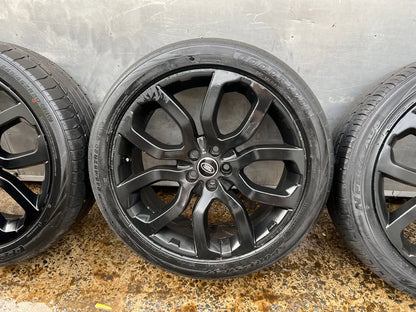 Land Rover Range Rover 20" Alloy Wheels with Good Tyres