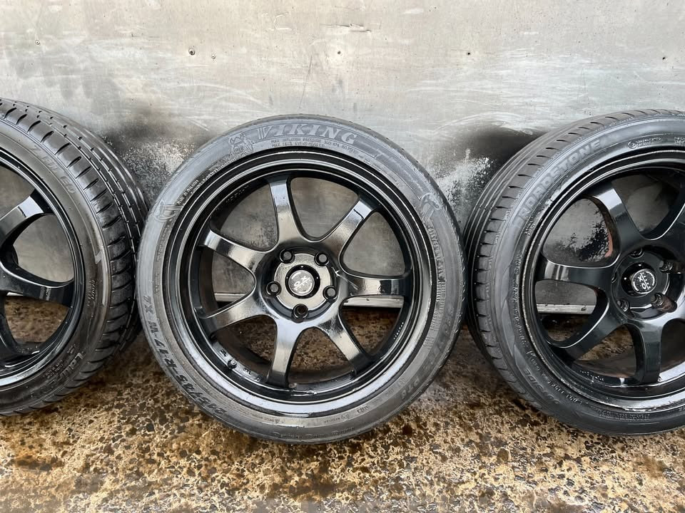 Ox Wheel Black 17" Alloy Wheels with Tyres