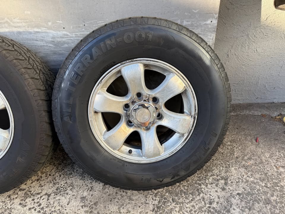Speedy 6 Stud 16" Alloy Wheels with A/T Tyres