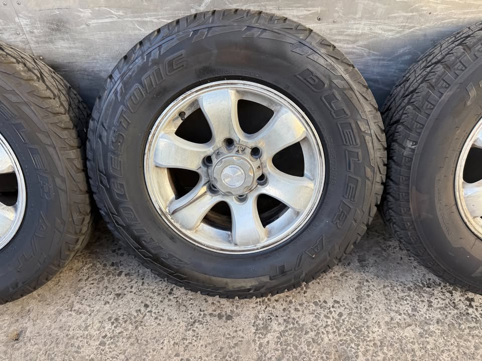 Speedy 6 Stud 16" Alloy Wheels with A/T Tyres