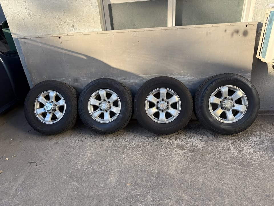 Speedy 6 Stud 16" Alloy Wheels with A/T Tyres