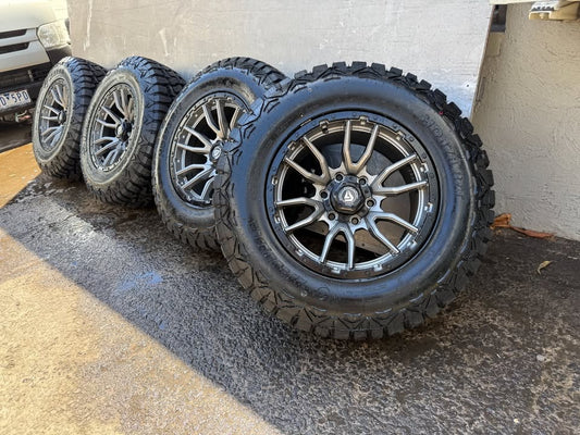 Grudge Off-Road 6 Stud Alloy Wheels with R/T Tyres