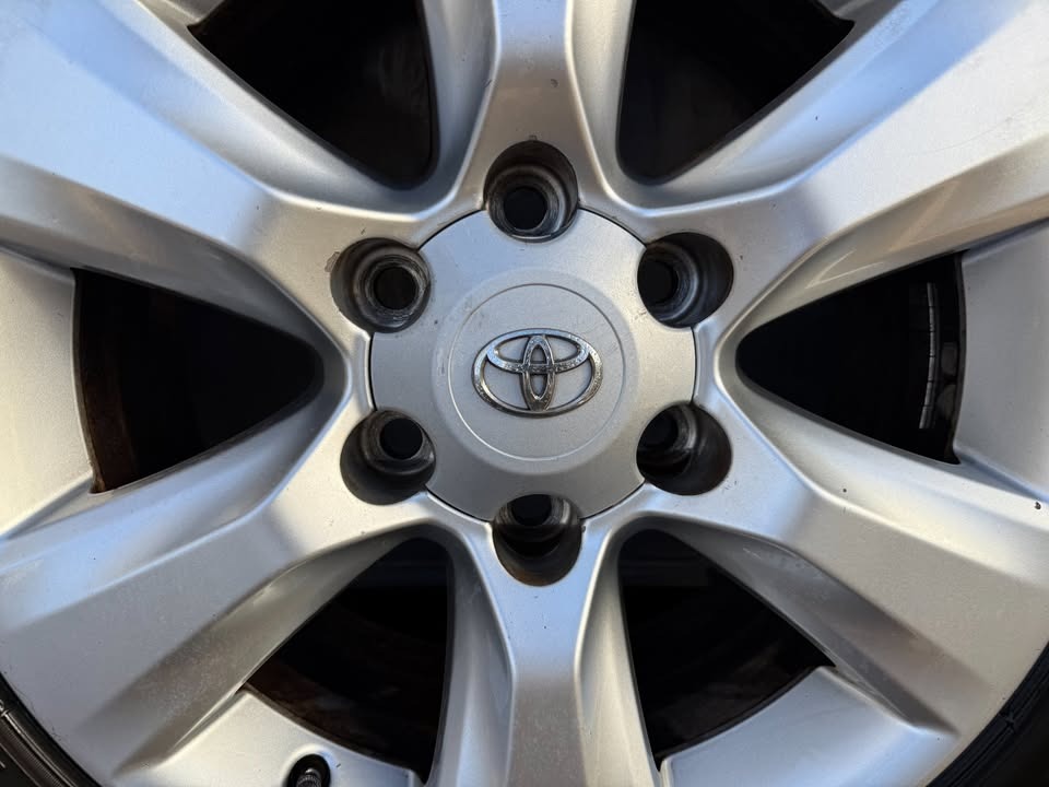 Toyota Prado 17” Alloy Wheels with Bridgestone Dueler A/T Tyres