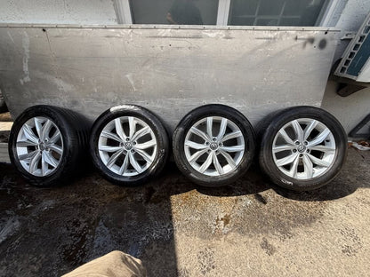 Volkswagen Tiguan 18” Alloy Wheels with Good Tyres