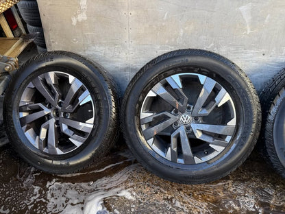 Volkswagen Amarok 18” Alloy Wheels with Continental Tyres