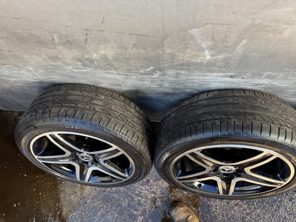 Mercedes Benz AMG GLA 19” Alloy Wheels with New Tyres