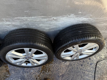 Mercedes 17” Alloy Wheels with Excellent Tyres