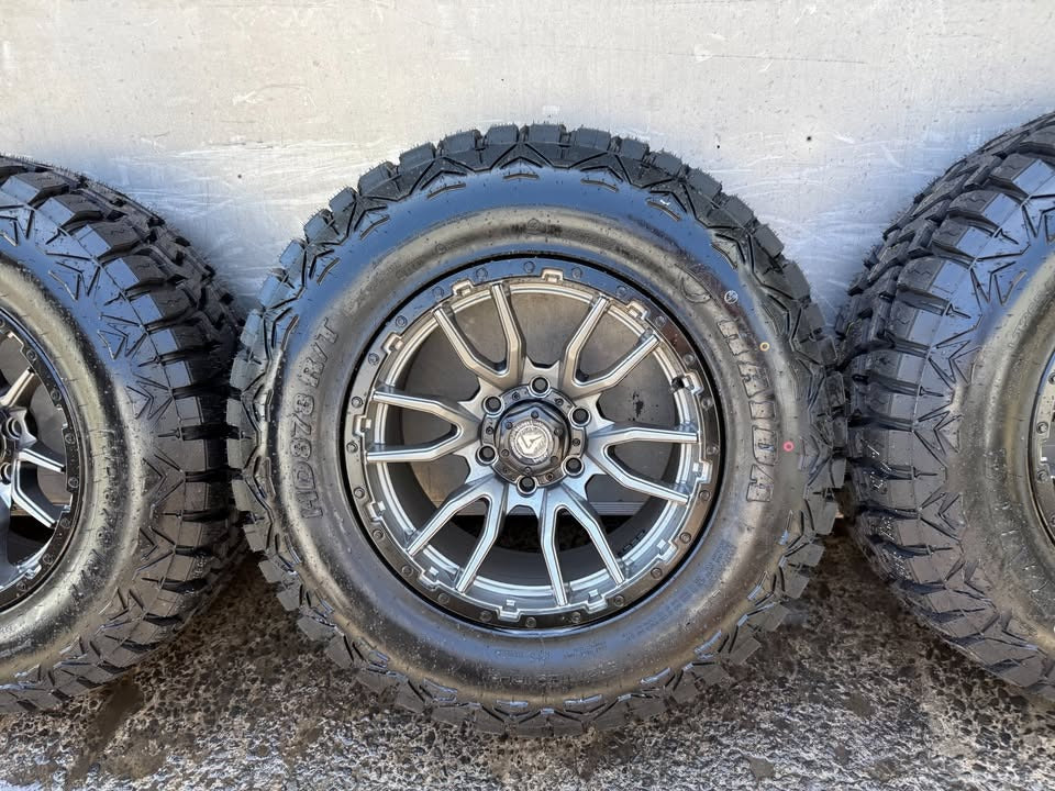 Grudge Off-Road 6 Stud Alloy Wheels with R/T Tyres