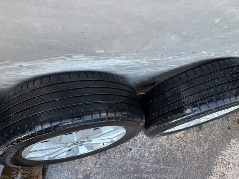 Toyota Yaris/Corolla Cross 17” Alloy Wheels with Tyres