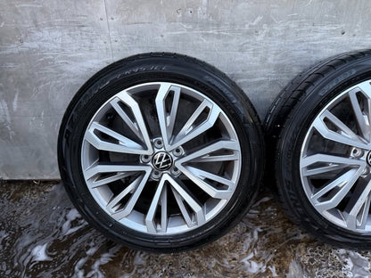 Volkswagen T-Roc 18” Alloy Wheels with Excellent Tyres