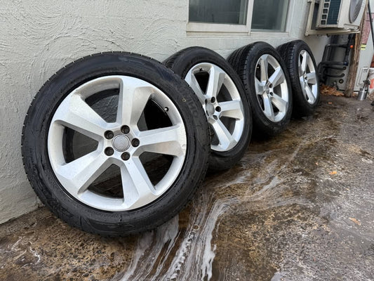 Audi Q5 19" Alloy Wheels with Like New Tyres