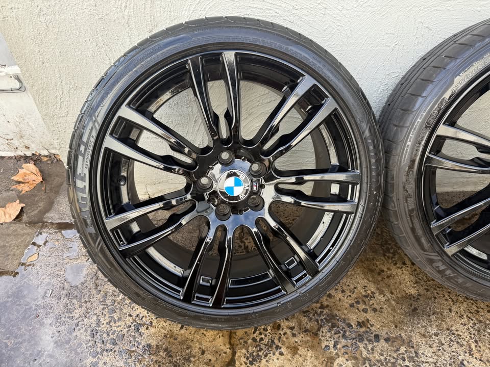 BMW 19" Black Staggered Alloy Wheels with Goodyear Tyres