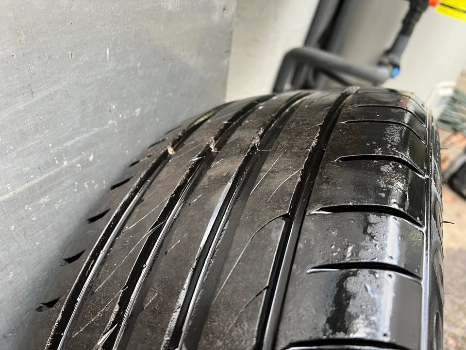 Kia Cerato 18" Alloy Wheels with Excellent Tyres