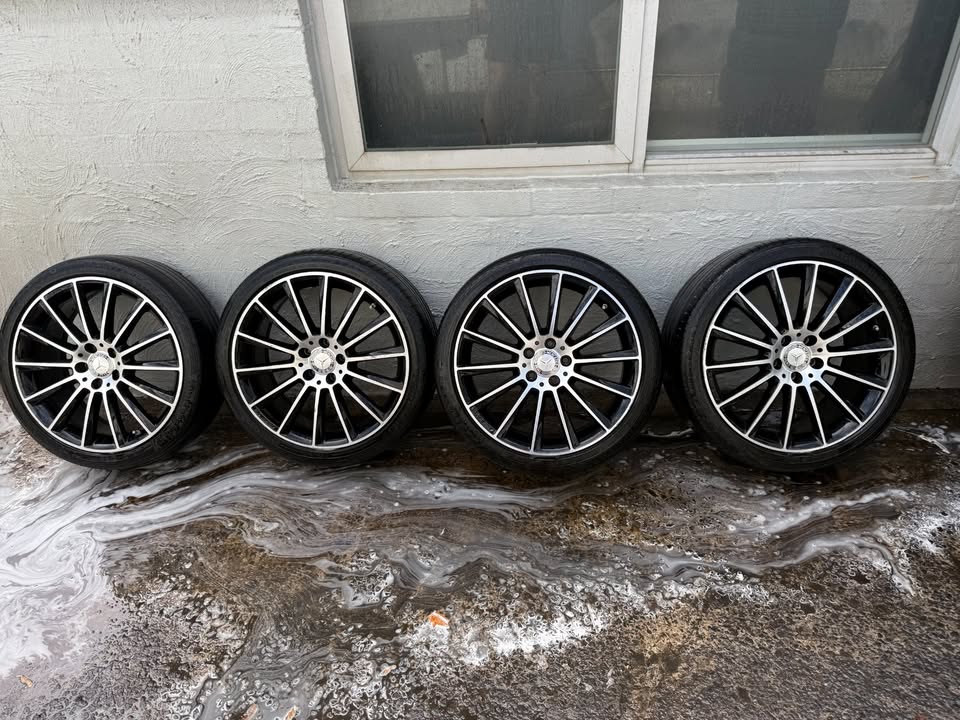 Mercedes Benz AMG Staggered 19” Alloy Wheels with Tyres