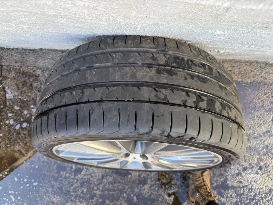 Mercedes Benz AMG 19" Alloy Wheel with Tyre