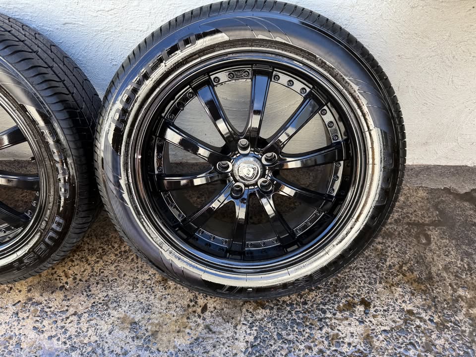 Lexani 20" Alloy Wheels with Like New Tyres