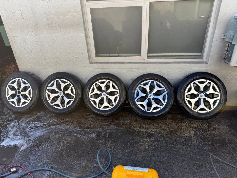 Subaru Forester/Outback 17" Alloy Wheels with Excellent Tyres Set of 5