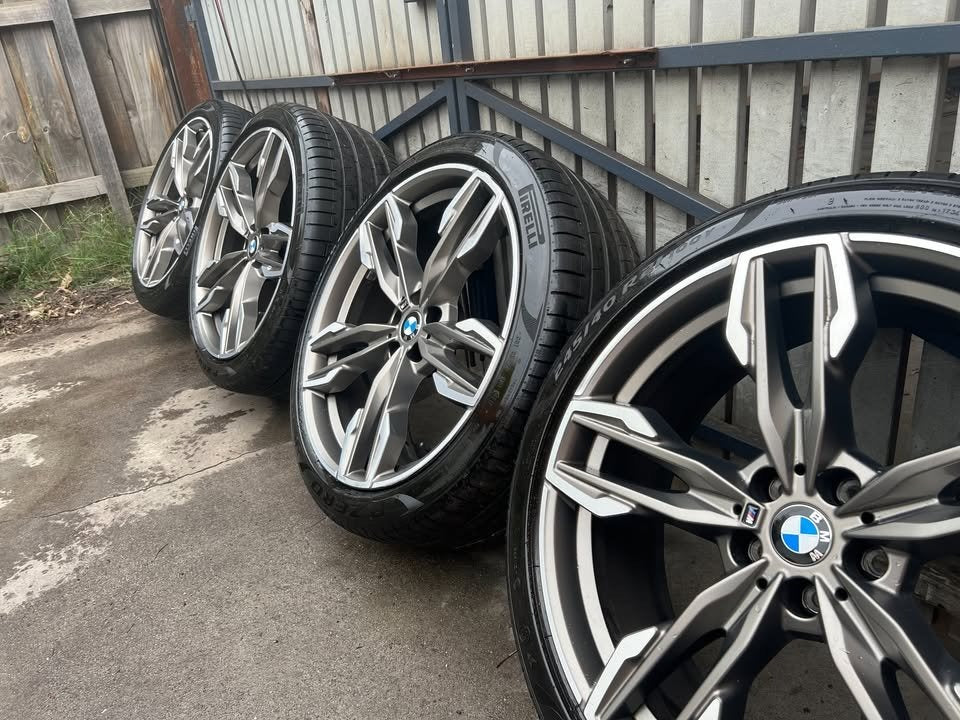 BMW X4 M Sport 21" Staggered Alloy Wheels with Excellent Tyres