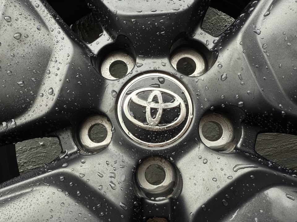 Toyota RAV4 19" Alloy Wheels with Bridgestone Tyres