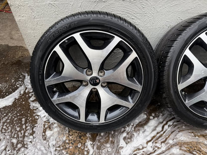 Kia Sportage 19" Alloy Wheels with Good Tyres