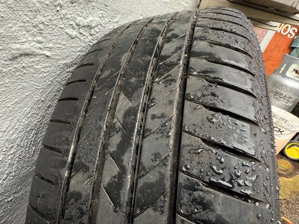 Toyota RAV4 19" Alloy Wheels with Bridgestone Tyres