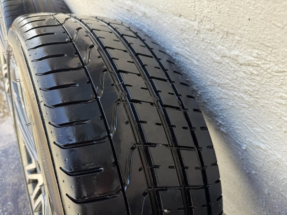 Audi SQ5 21" Alloy Wheels with Tyres