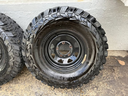 X Comp 33” M/T Tyres on Black 6 Stud Rims