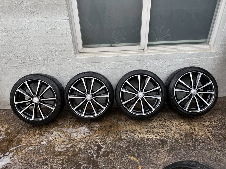 Mercedes Benz A Class 18" Alloy Wheels with Good Tyres