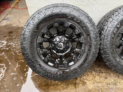 Fuel 17" Alloy Wheels with Open Country Tyres