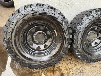 X Comp 33” M/T Tyres on Black 6 Stud Rims