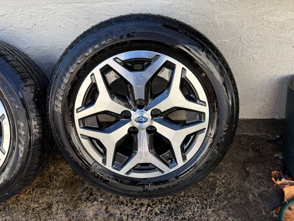 Subaru Forester/Outback 17" Alloy Wheels with Excellent Tyres Set of 5