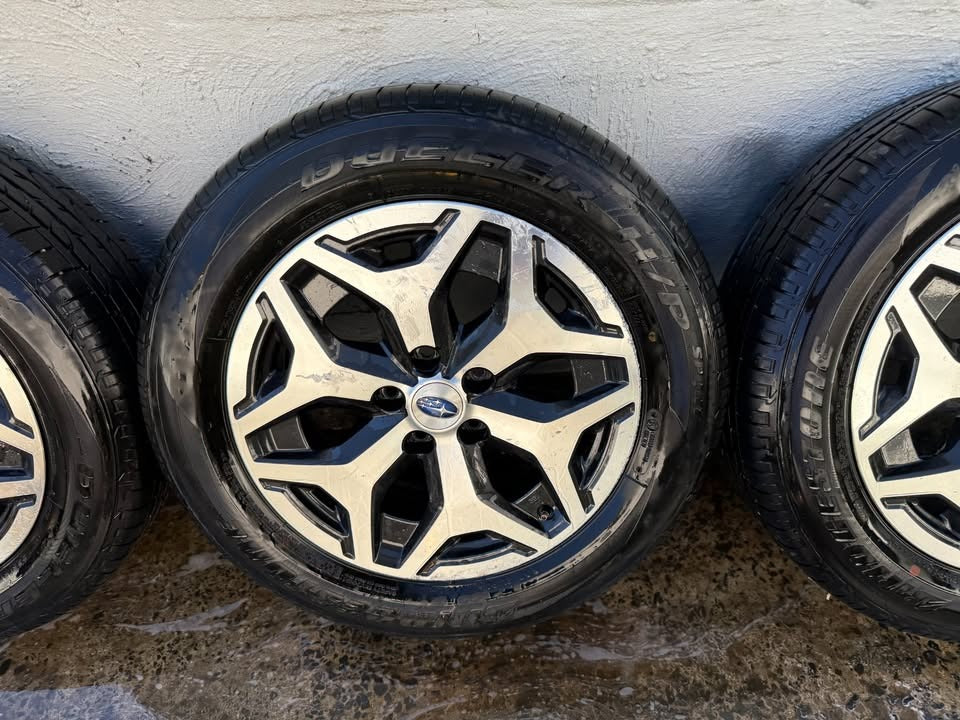 Subaru Forester/Outback 17" Alloy Wheels with Excellent Tyres Set of 5