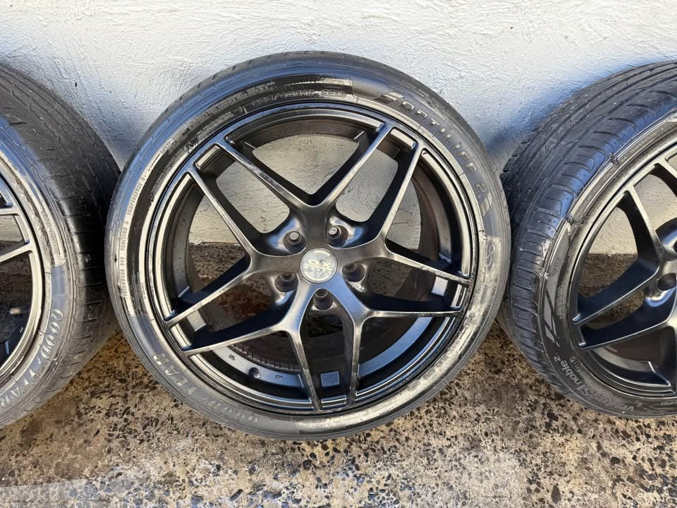 Ox Wheels Black 18" Alloy Wheels with Good Tyres