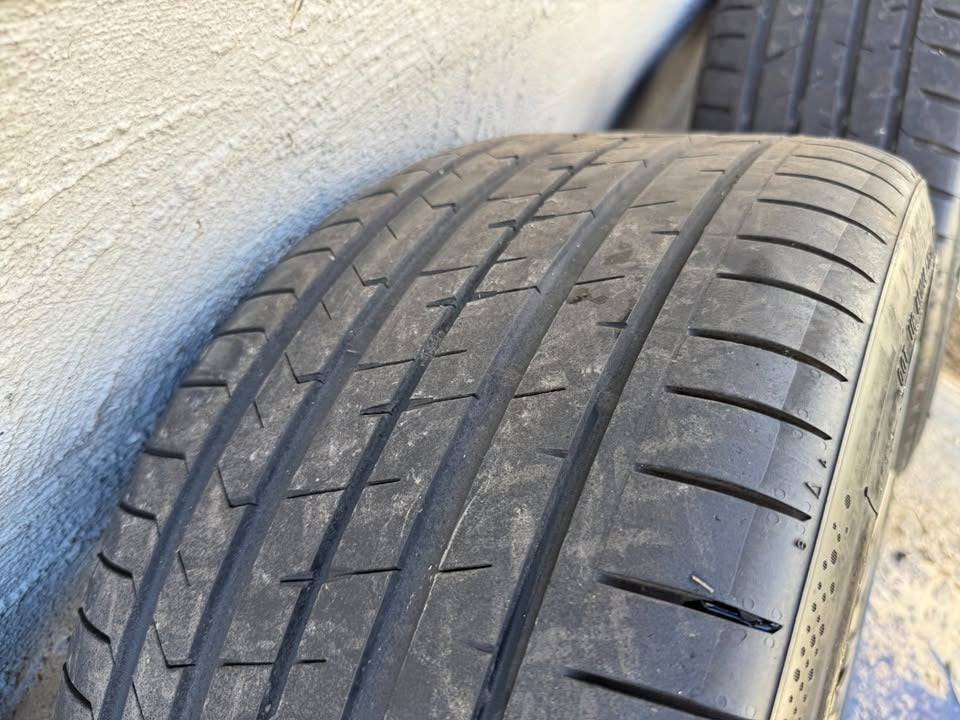 BMW 19" M Sport Black Staggered Alloy Wheels with Excellent Tyres