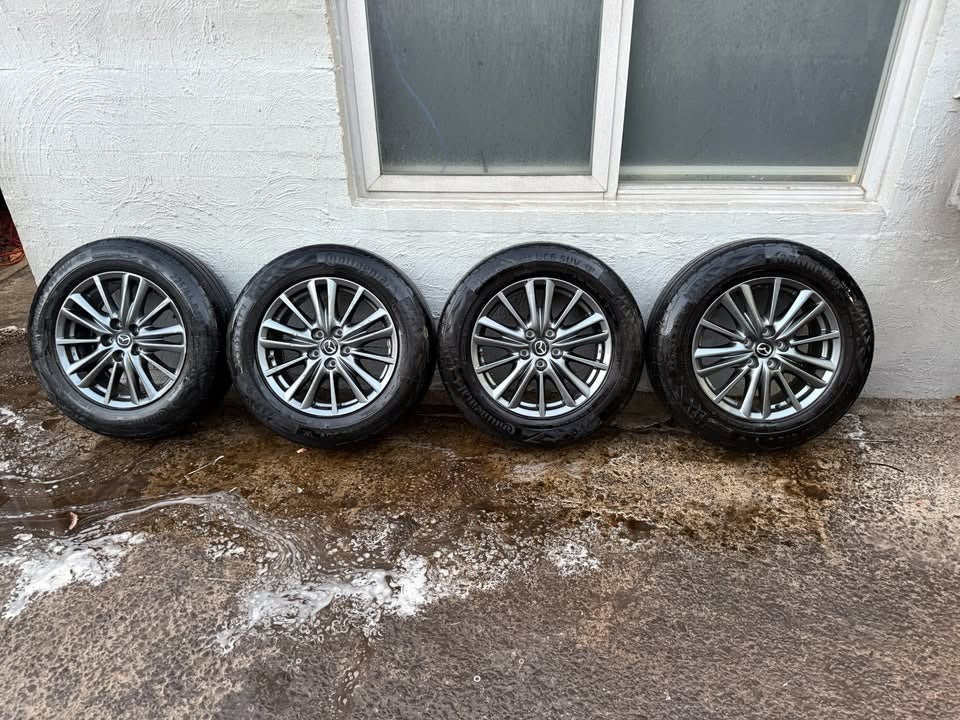 Mazda CX5 17" Alloy Wheels with Tyres