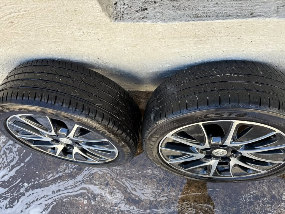 Suzuki S Cross 17" Alloy Wheels with Tyres