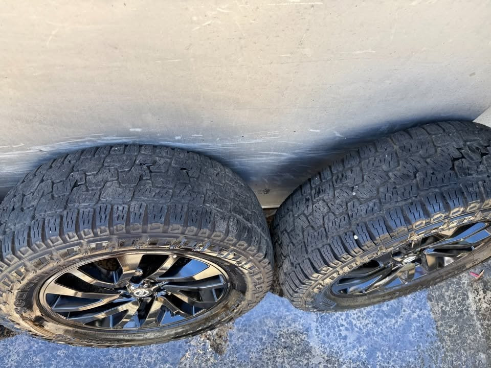 Nissan Navara D23 NP300 18” Alloy Wheels with A/T Pirelli Tyres