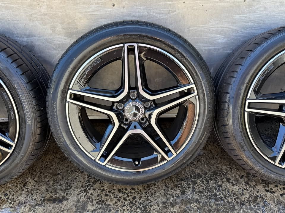 Mercedes Benz AMG A-Class 18" Alloy Wheels with Excellent Tyres