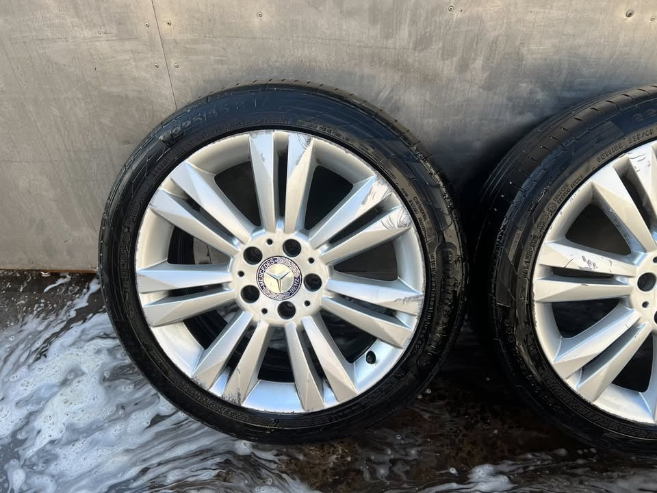 Mercedes Benz 17” Alloy Wheels with Tyres