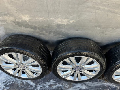 Mercedes Benz 17” Alloy Wheels with Tyres