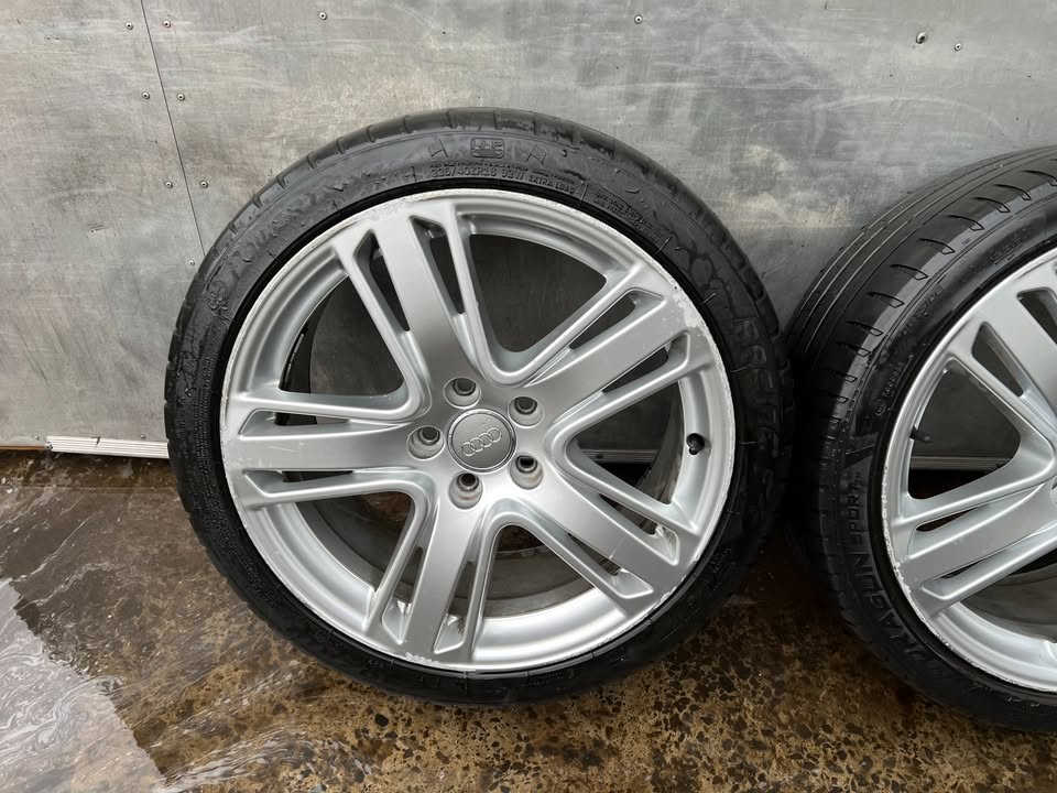 Audi A3/S3 18" Alloy Wheels with Tyres