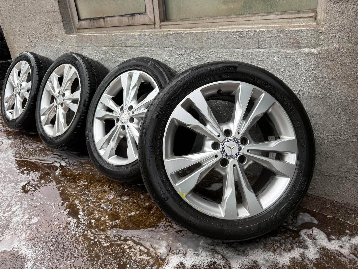 Mercedes Benz Vito 18" Alloy Wheels with Michelin Tyres