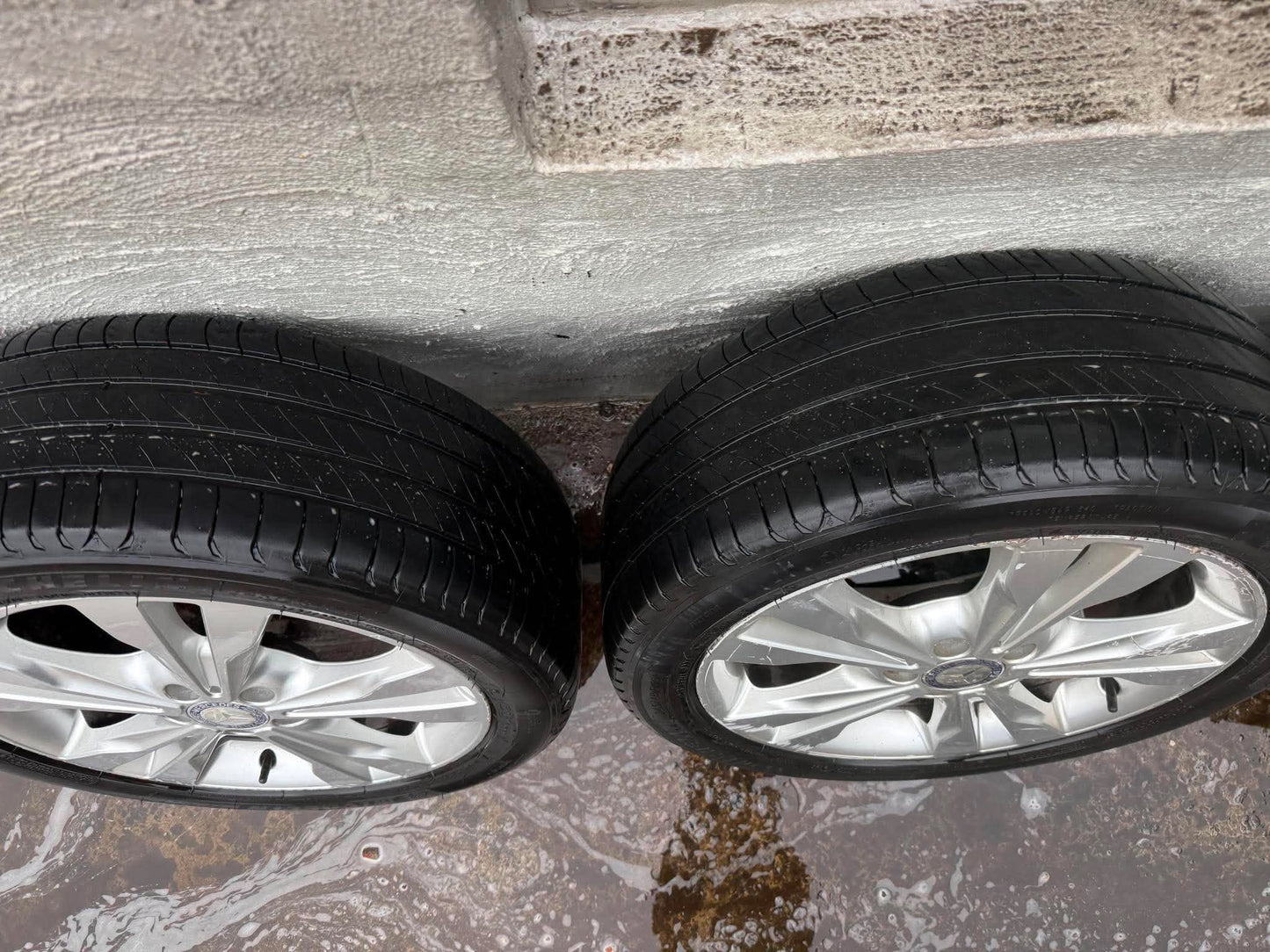 Mercedes Benz Vito 18" Alloy Wheels with Michelin Tyres