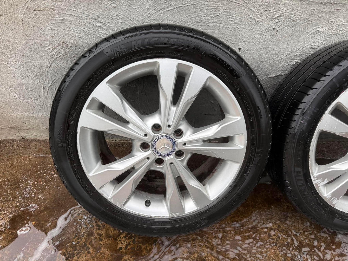 Mercedes Benz Vito 18" Alloy Wheels with Michelin Tyres