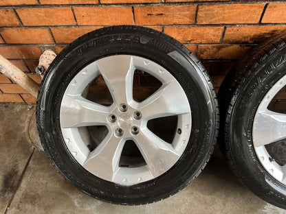 Subaru Forester 17” Alloy Wheels with Excellent Tyres