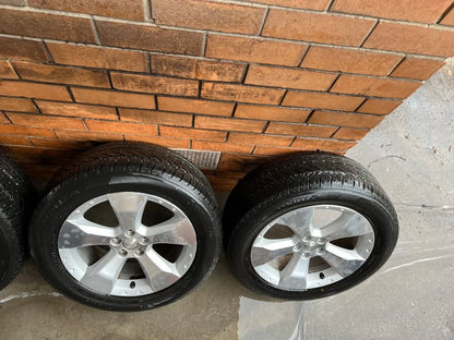 Subaru Forester 17” Alloy Wheels with Excellent Tyres